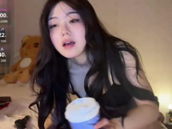 liunana webcam model stream image