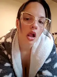 JUJUICY- webcam model stream image