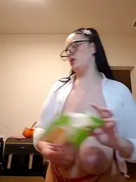 JUJUICY- webcam model stream image