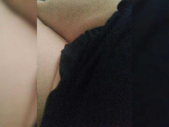 Sexi2933 webcam model stream image