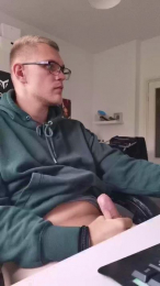 Aleex325 webcam cam4 model stream image