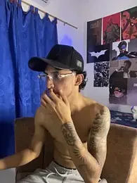 Kriss_Edwards webcam model stream image