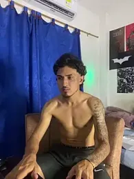 Kriss_Edwards webcam stripchat model stream image