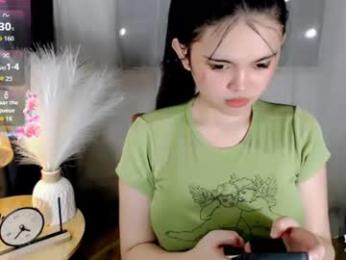 webcum_mami webcam model stream image