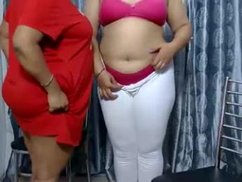 lesbian_cpl_threesome webcam model stream image