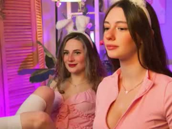 oliviamcclean webcam model stream image