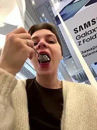 ValenciaShock webcam model stream image