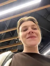 ValenciaShock webcam model stream image