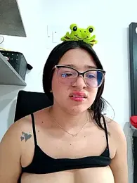 -VICKKY webcam model stream image