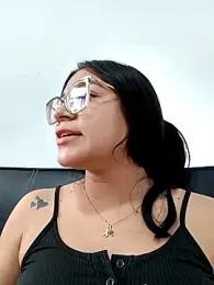 -VICKKY webcam model stream image