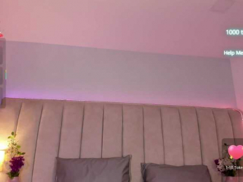 EllaThorne webcam model stream image