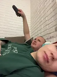 MrMrsRight webcam model stream image