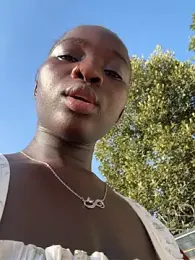 TheaWren webcam model stream image