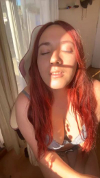 simply_daphne webcam model stream image