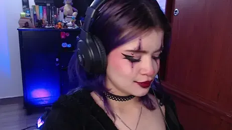 Raventh_ webcam model stream image