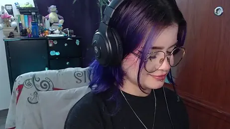 Raventh_ webcam model stream image