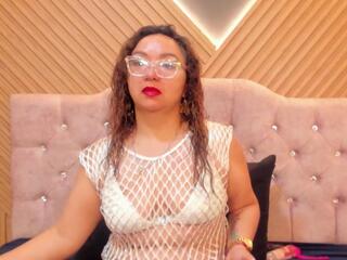 Leyla Smith webcam model stream image