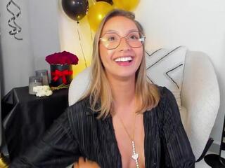 Pola Leone webcam model stream image