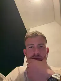 globalfucker34 webcam stripchat model stream image