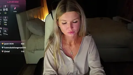 AngelMiaM webcam model stream image