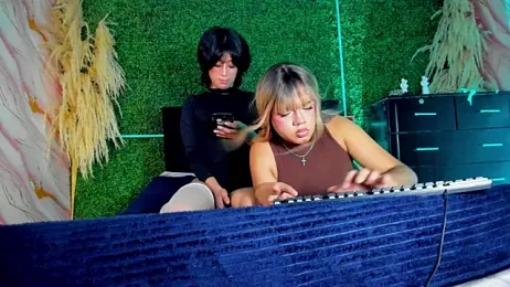 sophia_storm01 webcam model stream image