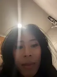 hugecock_tamira webcam stripchat model stream image