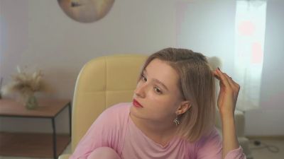 NicolleIzsak webcam model stream image