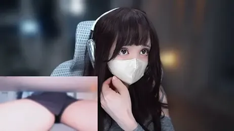 envyko_ai webcam stripchat model stream image