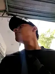 attractive-sexx webcam model stream image