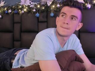 Mikael Slow webcam model stream image