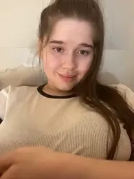 HornyGirlH webcam model stream image