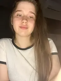 HornyGirlH webcam stripchat model stream image