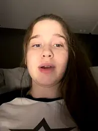 HornyGirlH webcam stripchat model stream image