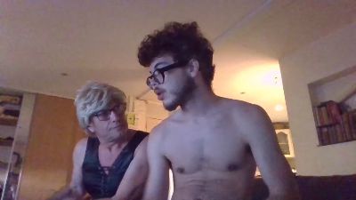 Caroline webcam model stream image