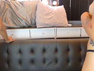 chloemia68 webcam model stream image