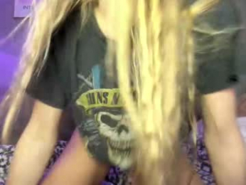 badgrljade webcam model stream image