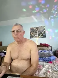 _lady_red_ webcam model stream image