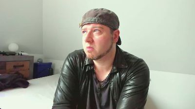 RLPlover webcam model stream image