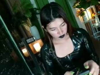 queen_kendalx19 webcam model stream image