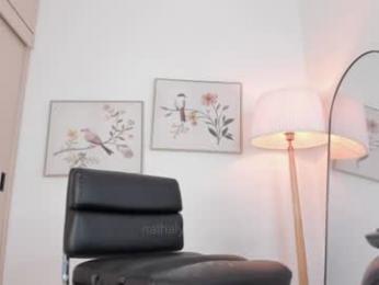 nathaly_laurentt webcam chaturbate model stream image