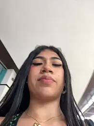 LiaSaenz27 webcam stripchat model stream image