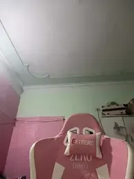 Leeeeiu webcam stripchat model stream image