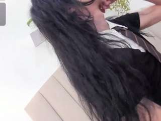 mia-thompson-1 webcam model stream image