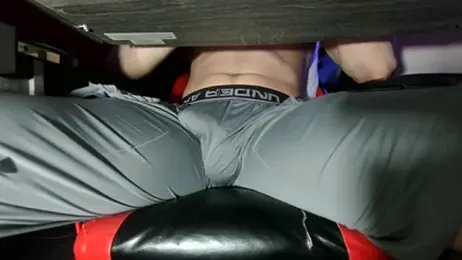 Dick_and_muscles webcam model stream image