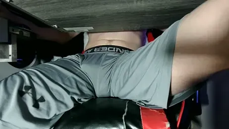 Dick_and_muscles webcam model stream image