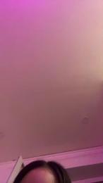 EMA_95 webcam cam4 model stream image