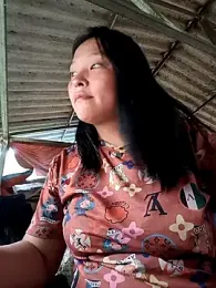 MuiNay webcam model stream image