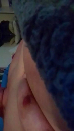 lunazul_ webcam model stream image