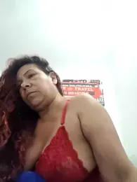 Scarlet_curly webcam model stream image