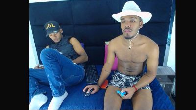 Straight_latinX webcam model stream image